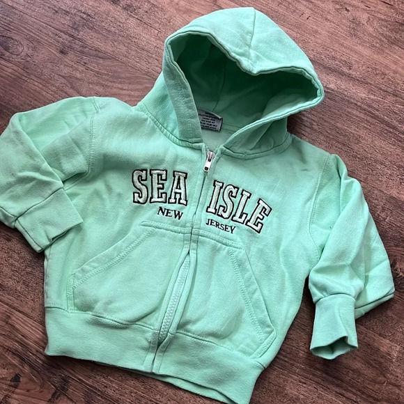 Zip up hoodie sea isle 🌊 - Picture 3 of 3